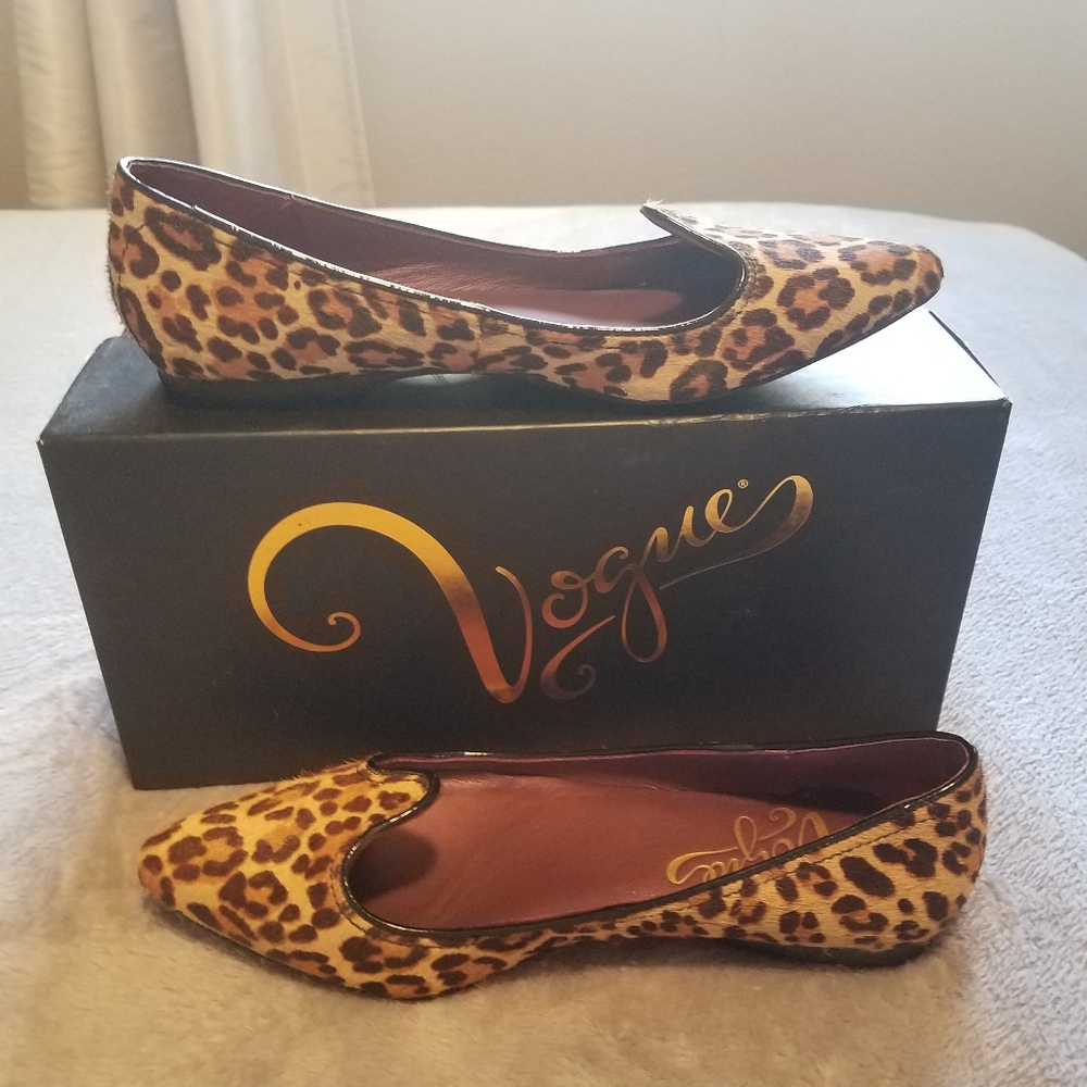 Slip on Vogue Leopard  Print Slip-on Shoes